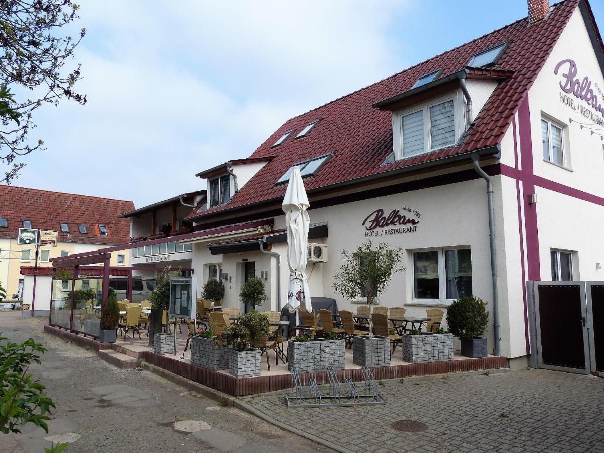 Hotel/Restaurant Balkan Sömmerda エクステリア 写真